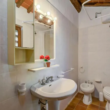 Belvilla By Oyo Apartment Querce (Lucca)